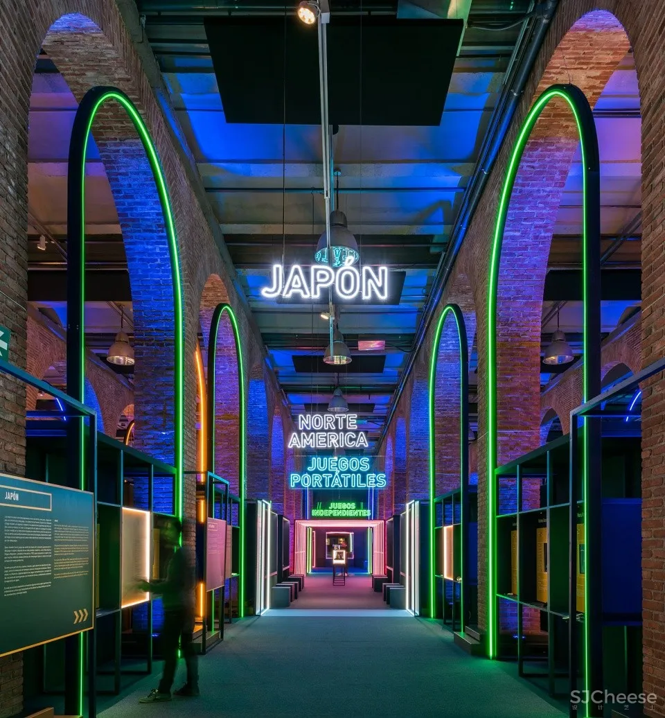 “Game On”巡回展,马德里 SMART AND GREEN DESIGN