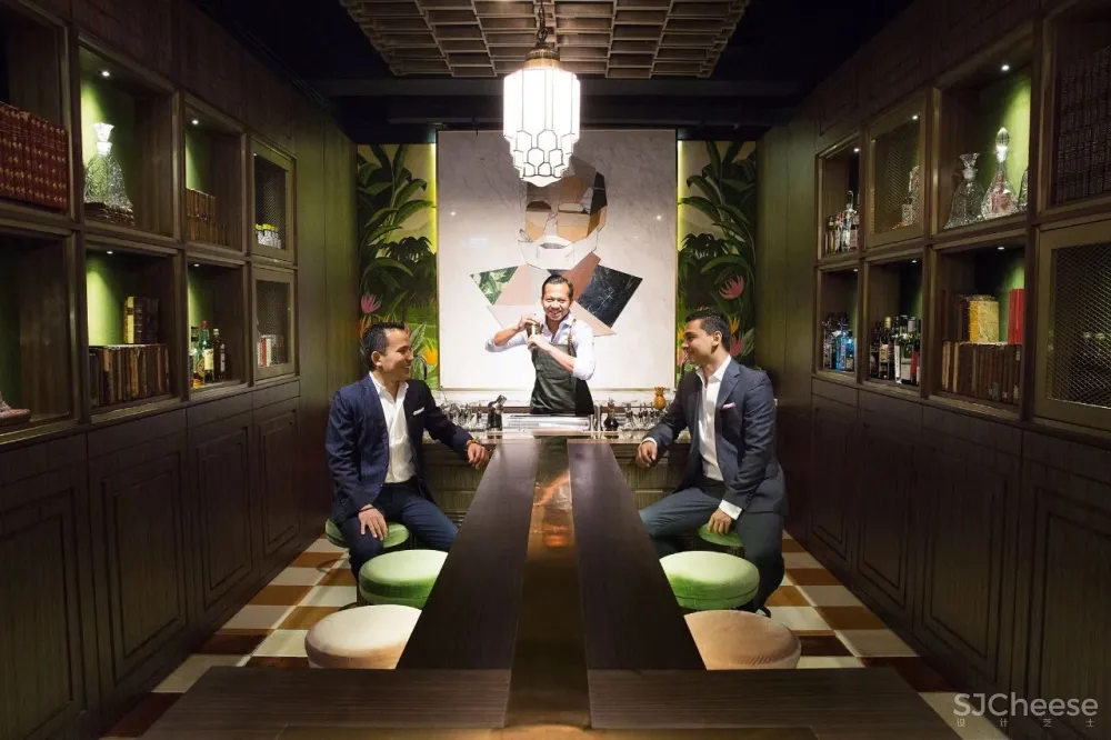 入口简陋到像WC,这个酒吧凭什么,连续两年成为“中国最佳酒吧”?