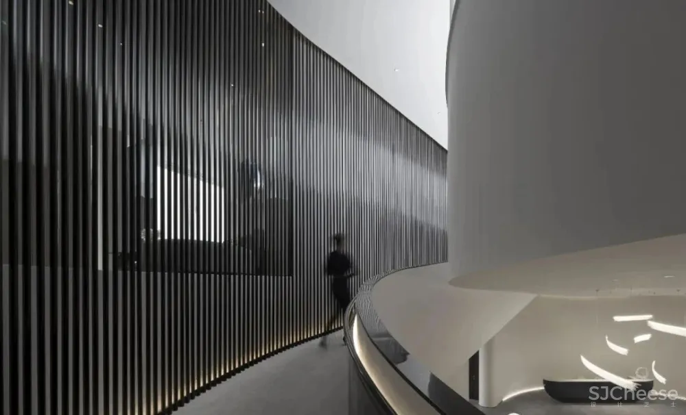 葛乔治新作 常熟「招商琴湖」售楼中心