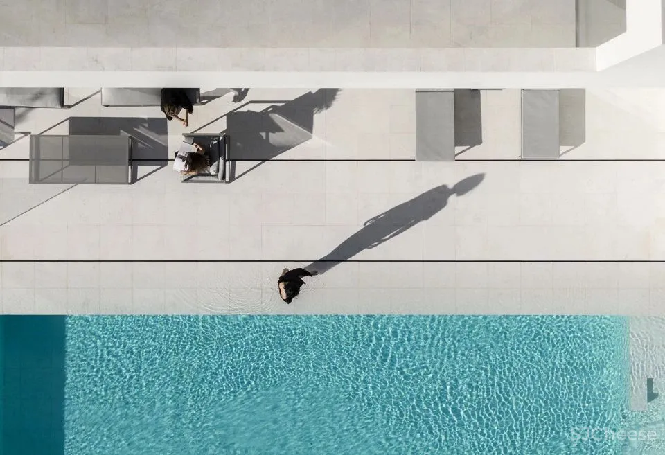 极简 · 越少越高级