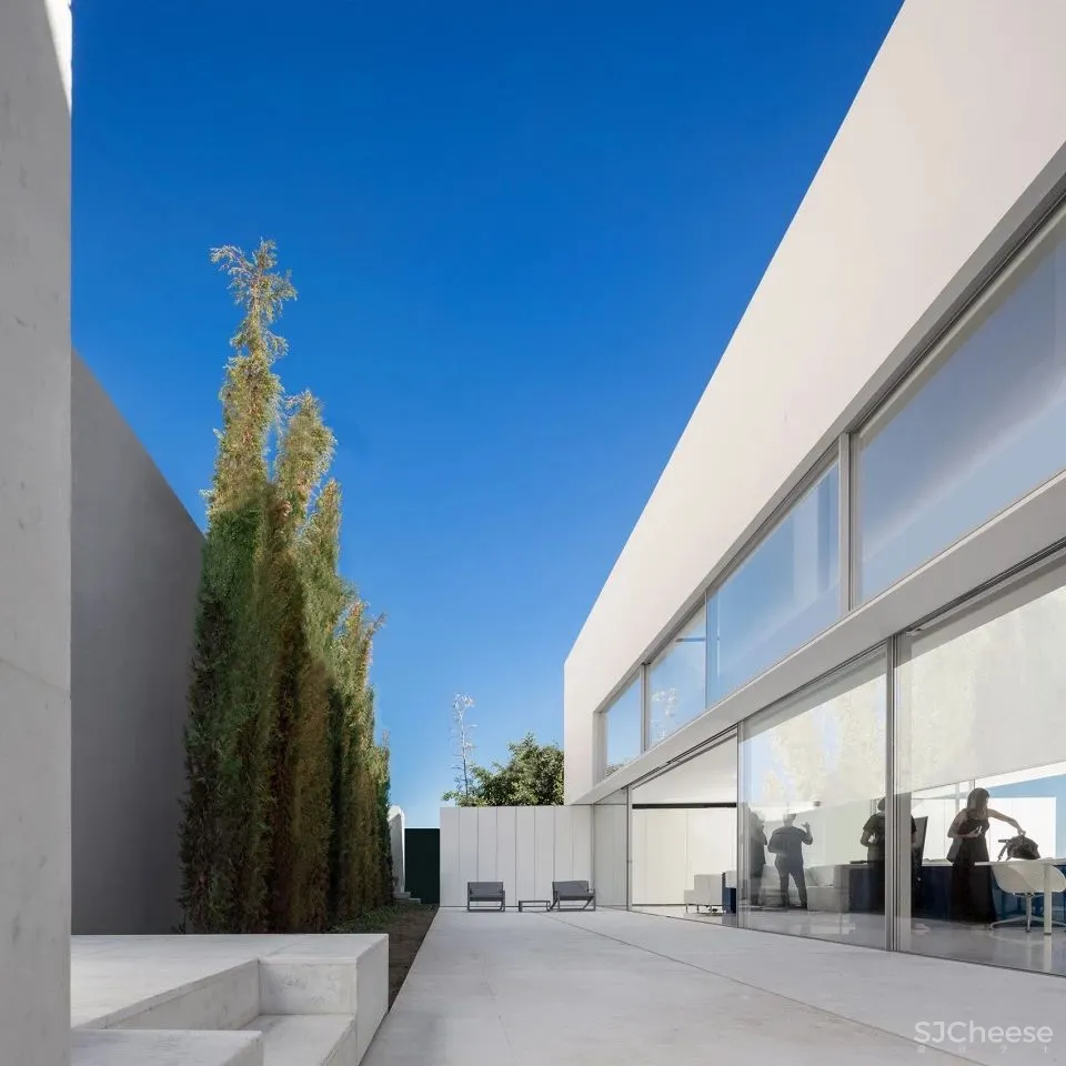 极简 · 越少越高级