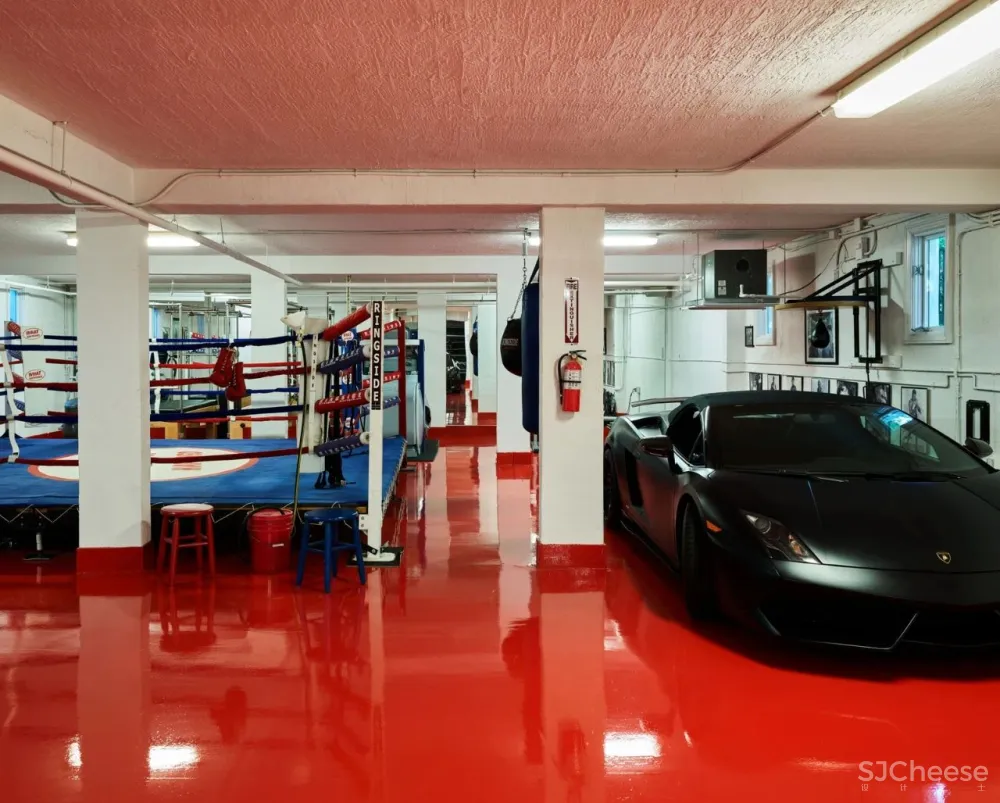 Inside Tom Joyner’s Elegant Florida Villa