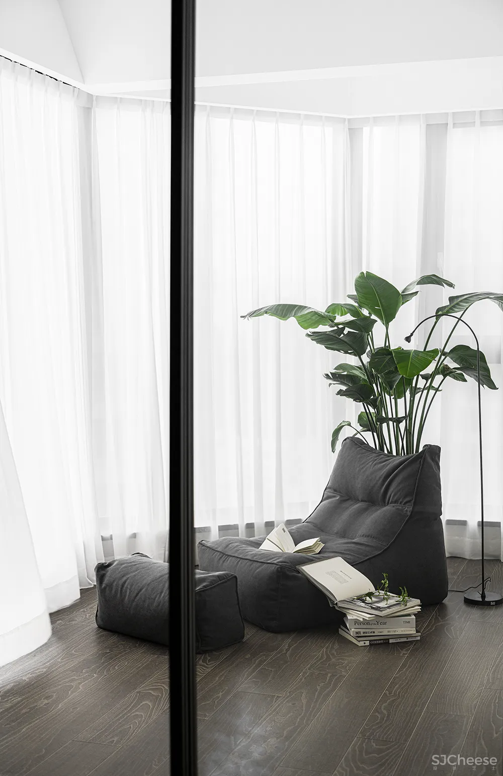 经典黑白灰，越简约、越有范儿！