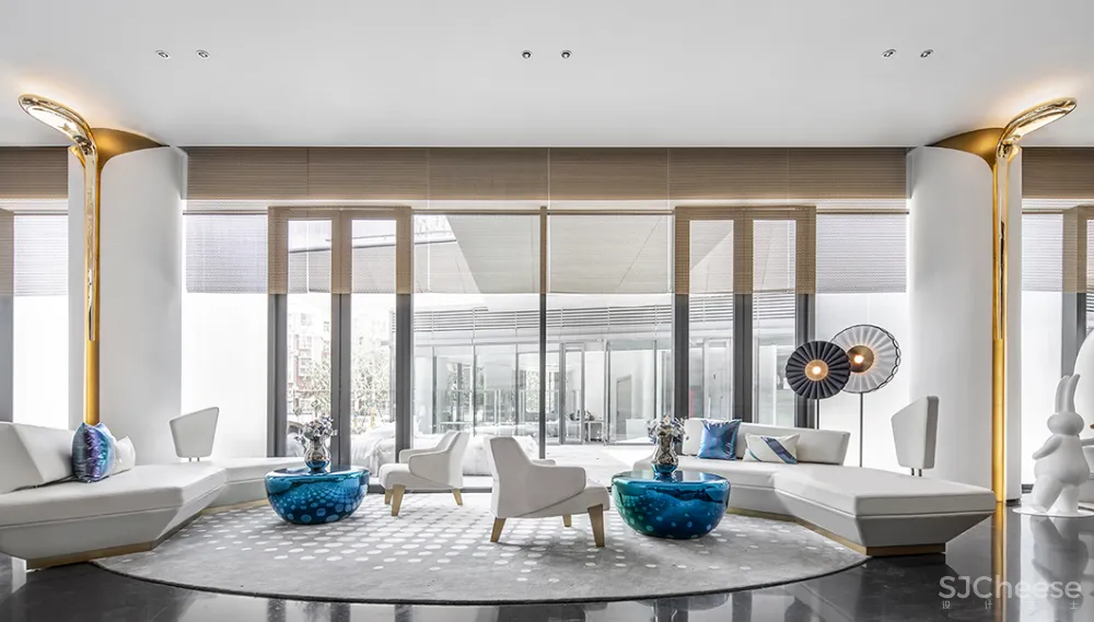 设计:遇见欧若拉!