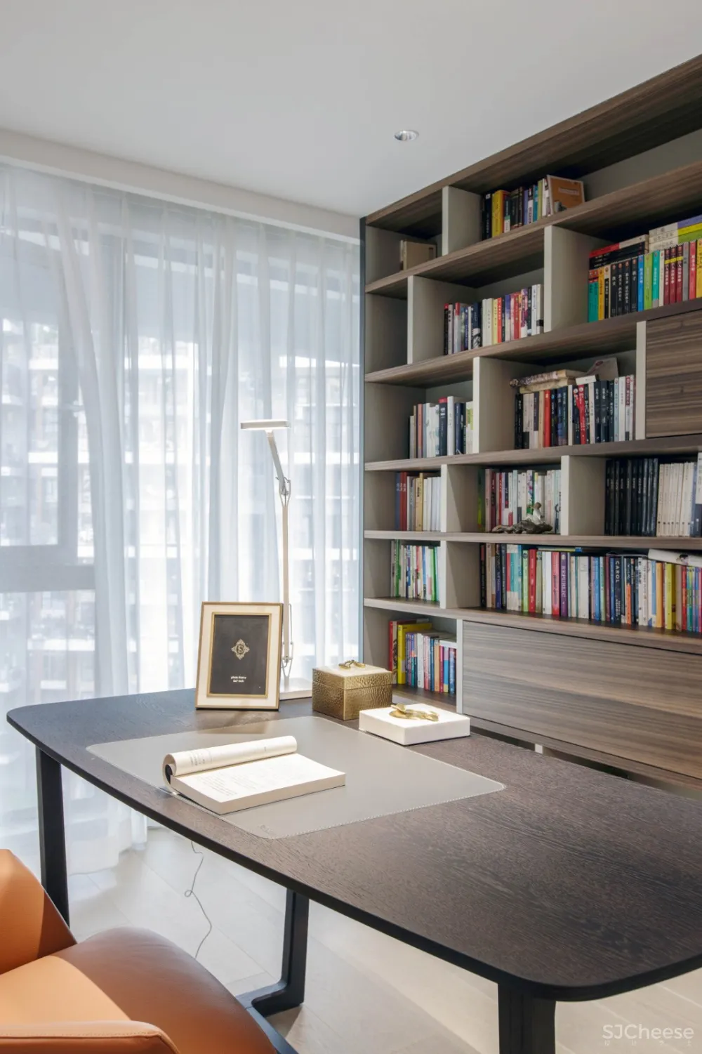 洛辰设计|星河丹堤私人府邸:依山湖林海而居 简单纯净是家应有的气质