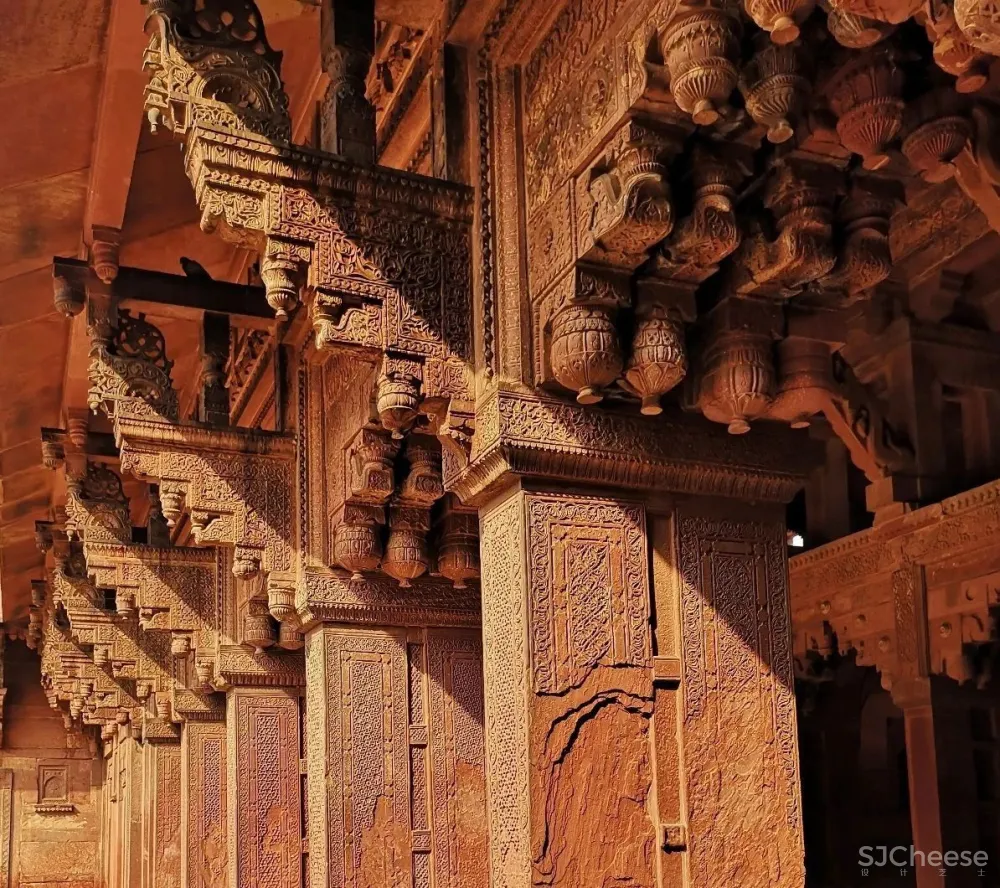 建筑师在老房子里插入四个构件,将其变成136㎡的瑜伽馆