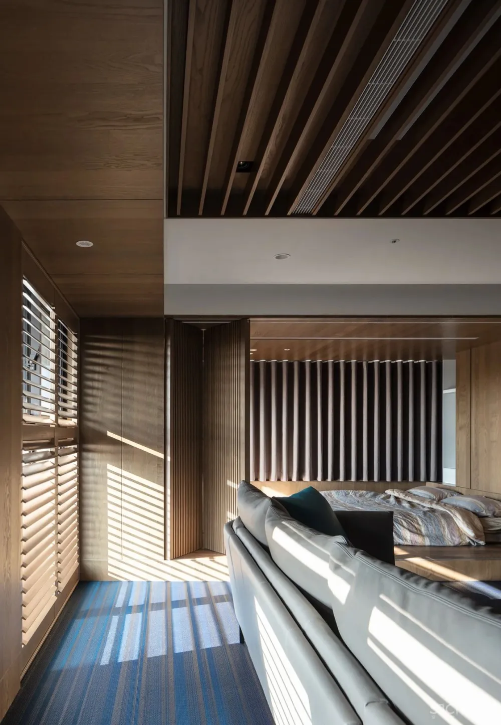 233㎡ 挑空设计,百叶窗这样用更高级