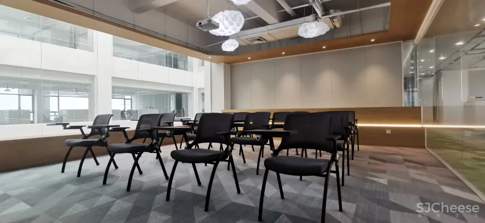 环境与空间 / 空间与人的.融合 - 国品乳业办公空间设计