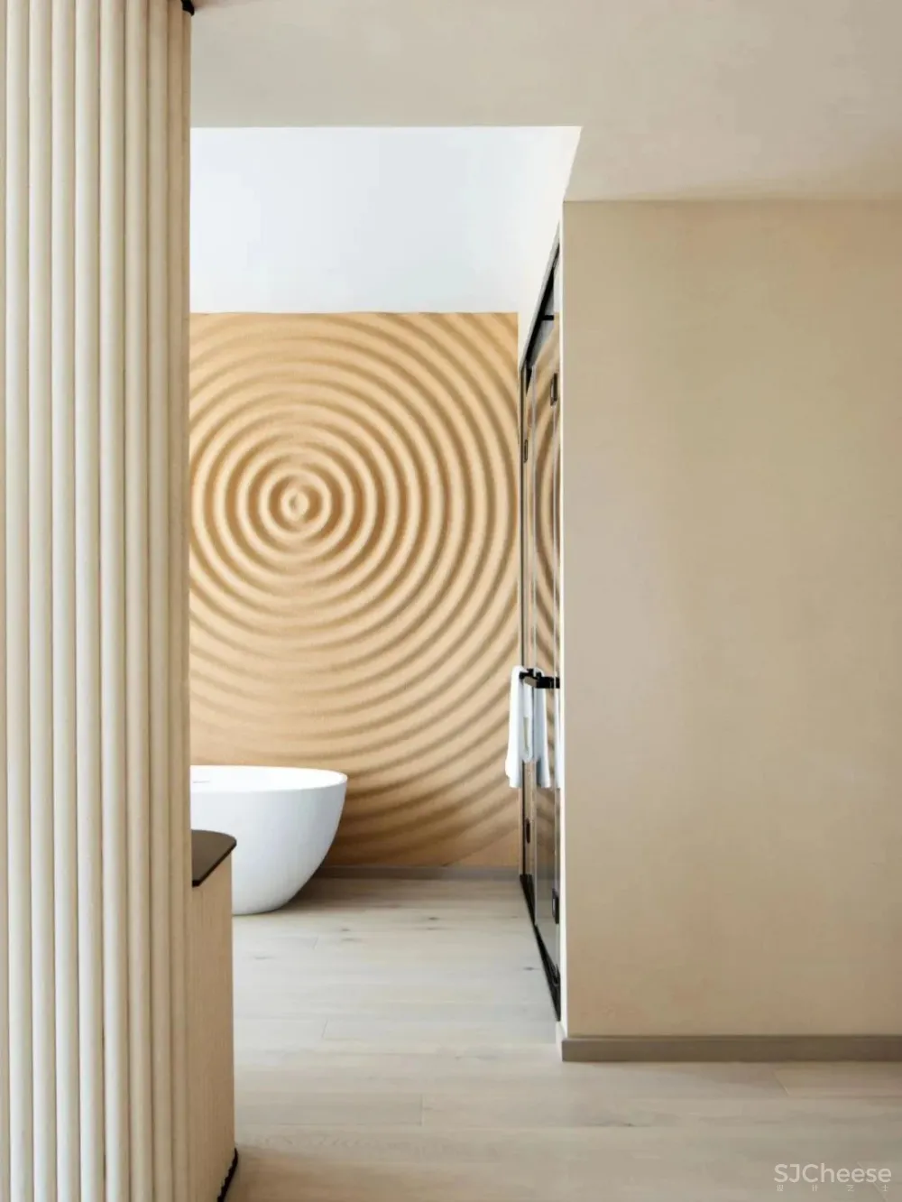 吕爱华新作 倒影