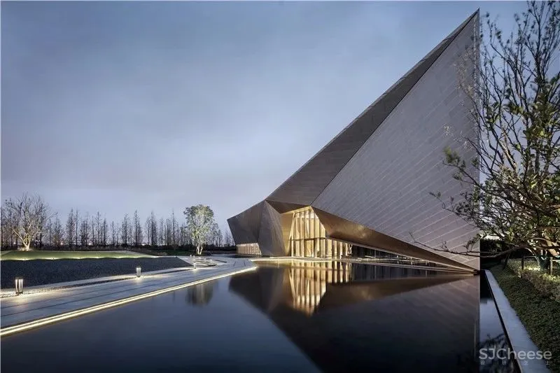 飞视设计 融创·上海唐镇华枫展示中心 中国国际室内设计年鉴