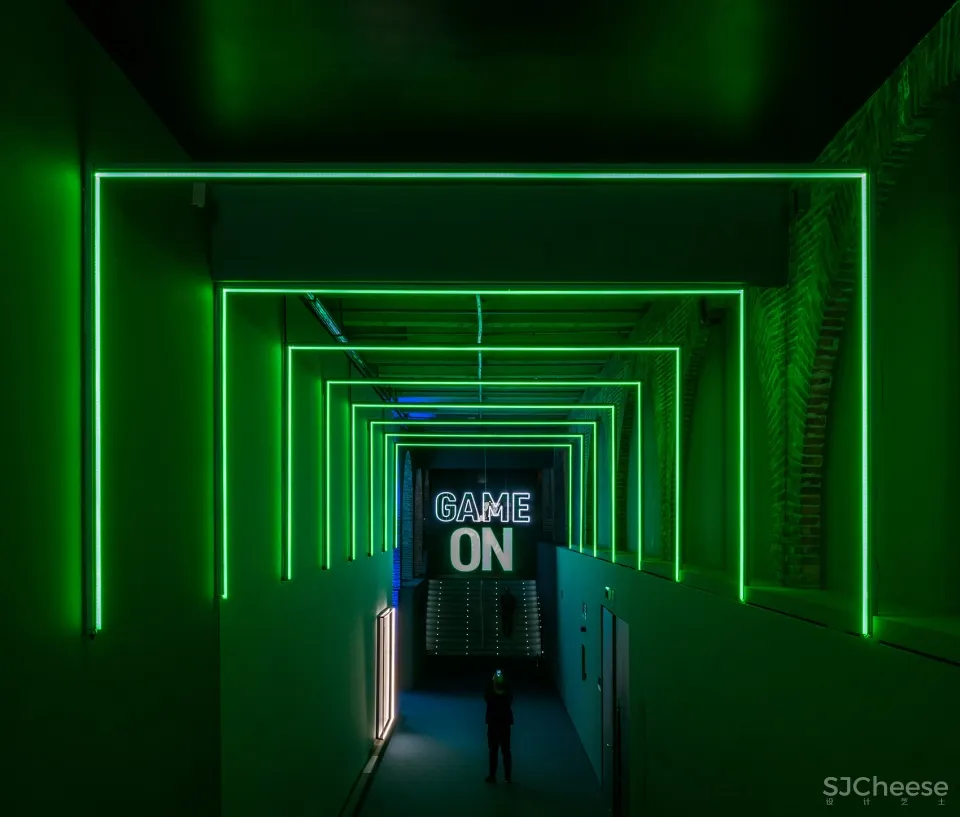 “Game On”巡回展,马德里 SMART AND GREEN DESIGN