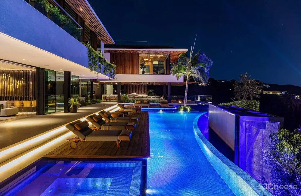 3.1亿是怎么样的豪宅?这样的房子我能“宅”一个月!!!