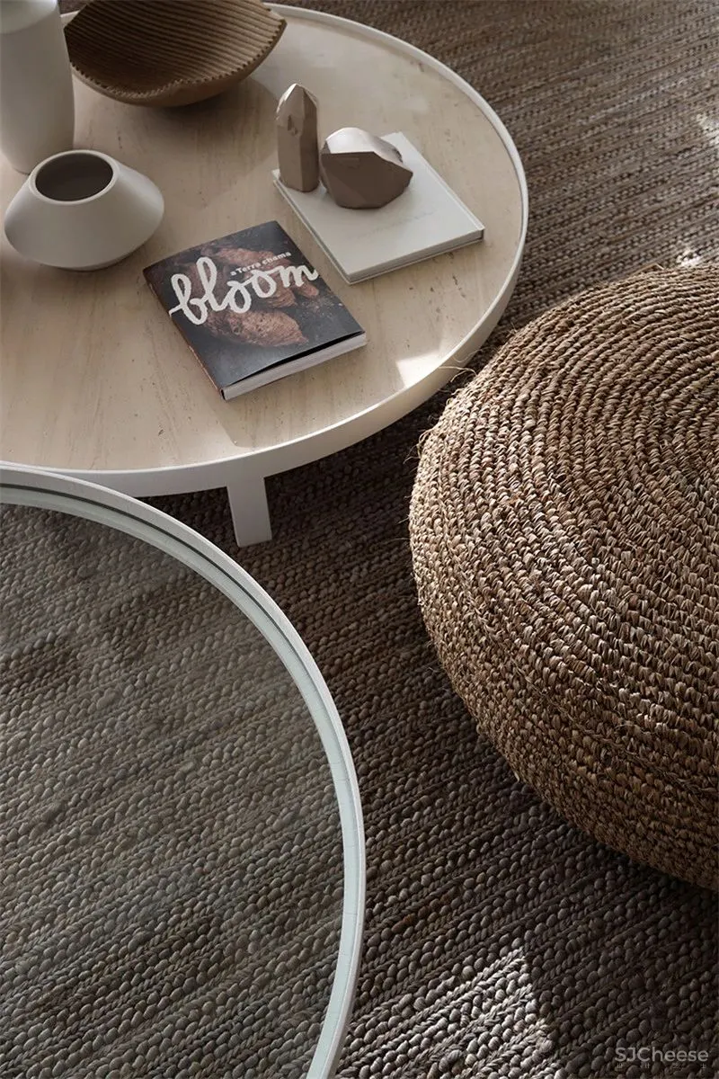 愿有一间小阁楼,与你相拥听海