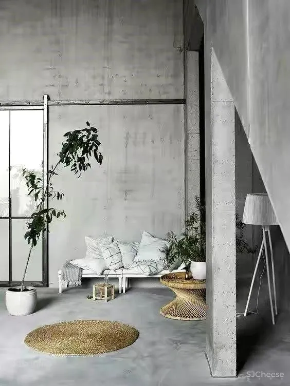 水泥墙，安之若素的静谧美学格调