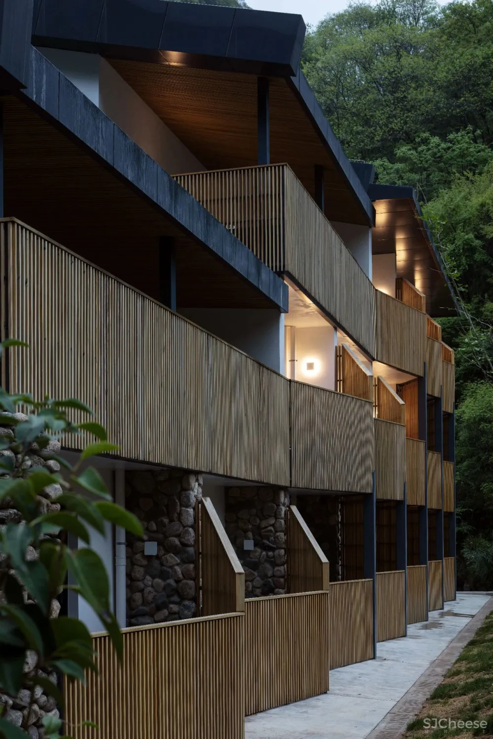 隐藏在景区的“大民宿”,本末设计陈海把山景引入室内