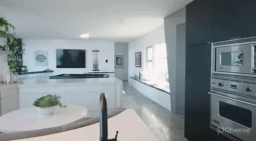 94年小伙买下近500m²豪宅,5间卧室,面朝大海,每一寸都是自己挣来的