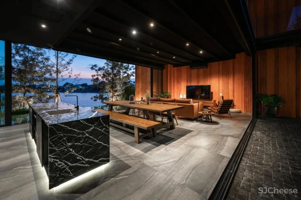 曼谷570㎡临湖别墅 WARchitect Studio