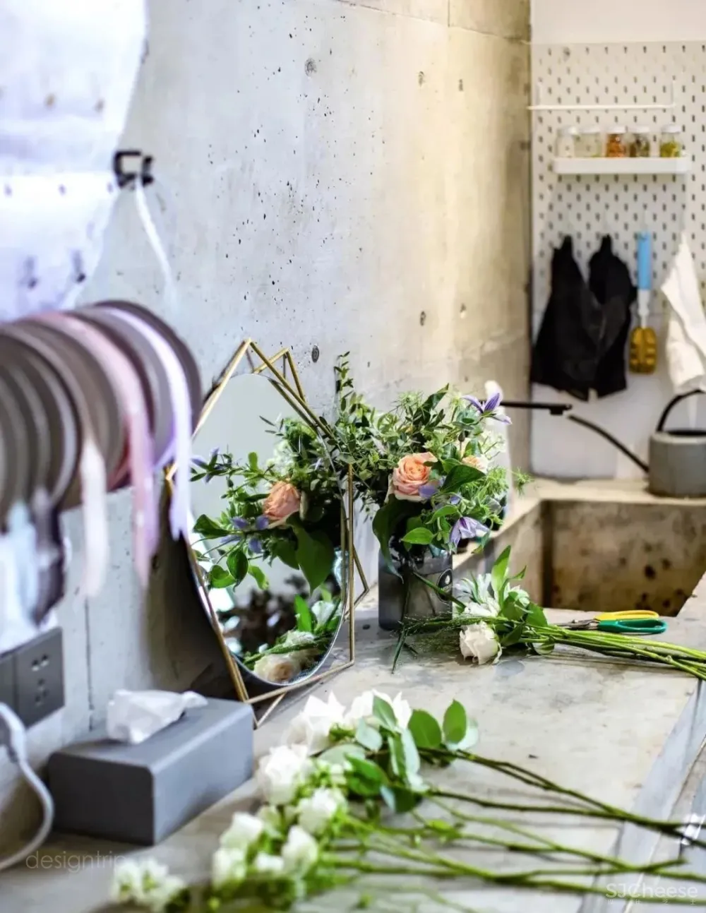 水泥墙，安之若素的静谧美学格调