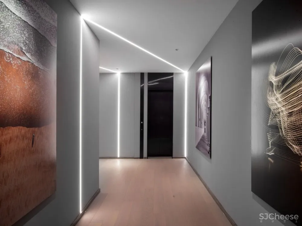 吕爱华新作 倒影