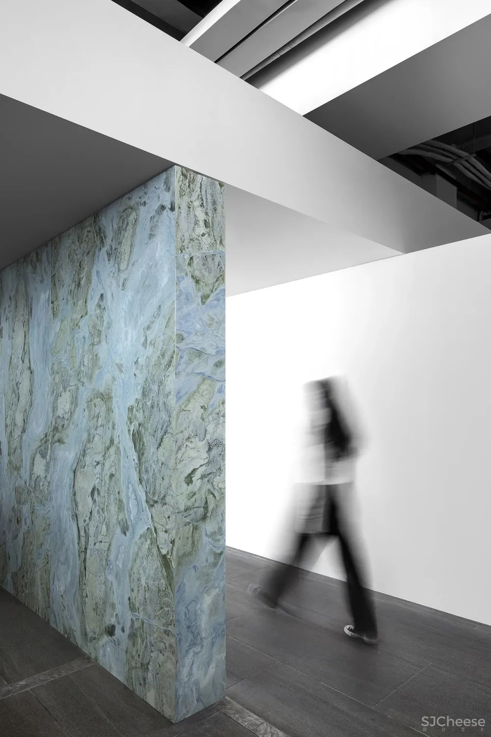 王鹏 ：安静设计！