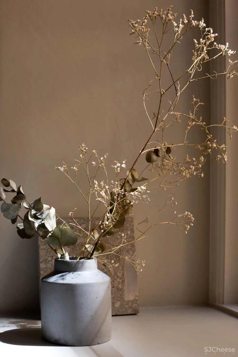 为什么现代侘寂，越来越受欢迎？