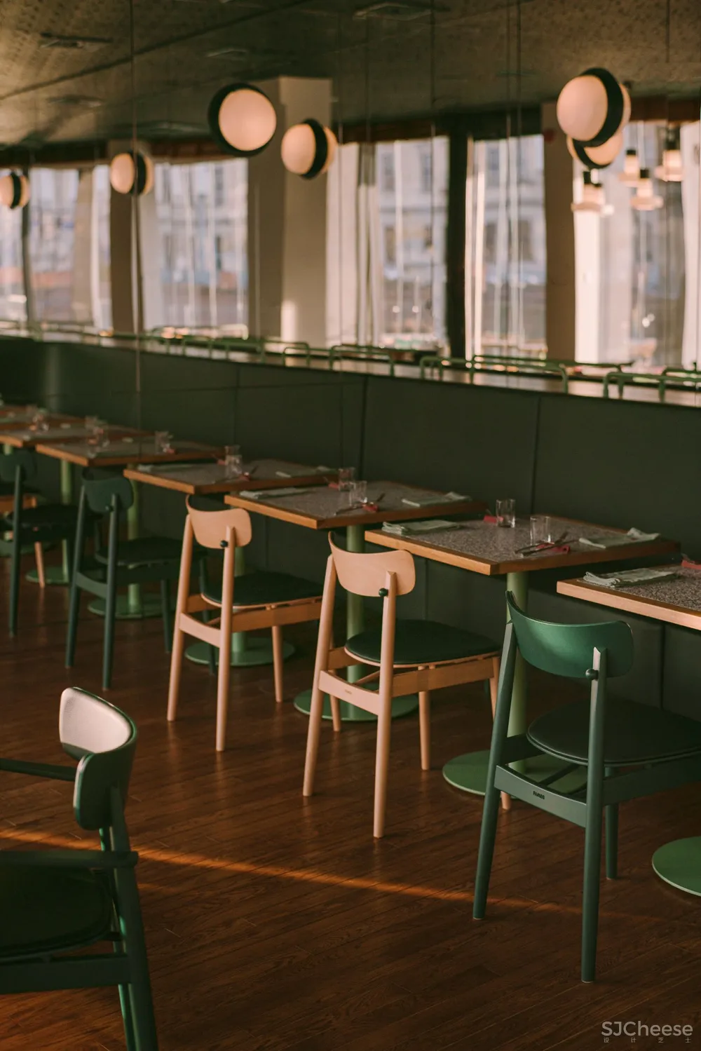 BUCK.STUDIO的MARTIM餐厅将葡萄牙的味道带到弗罗茨瓦夫