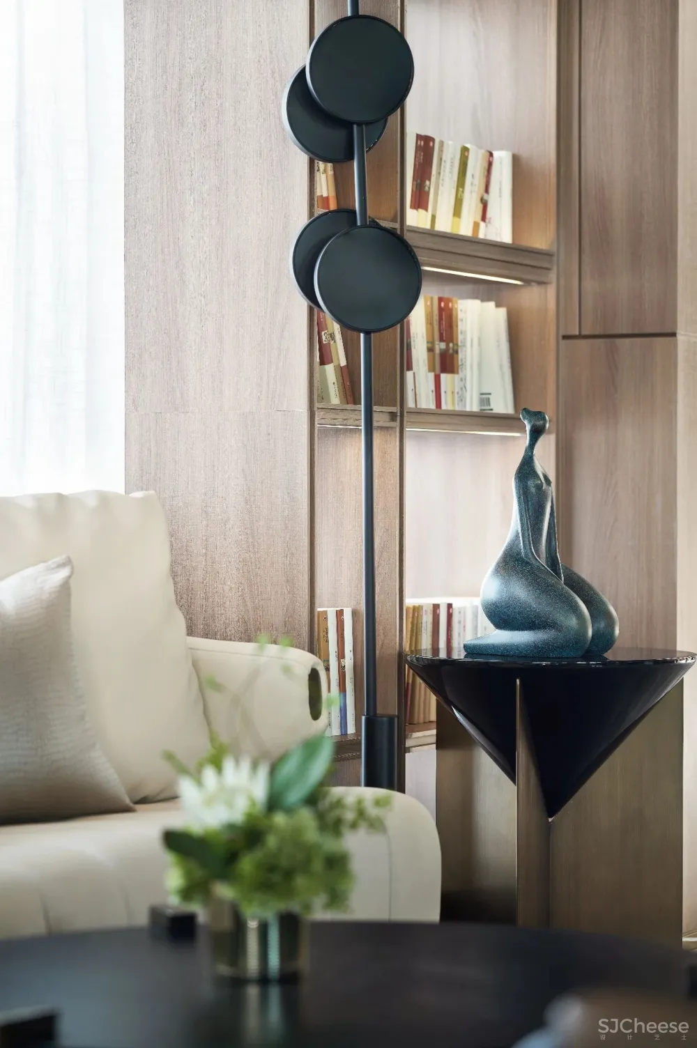 迪梵宜 × 九洲・云栖湖艺展中心:空间,在蔓延中生长