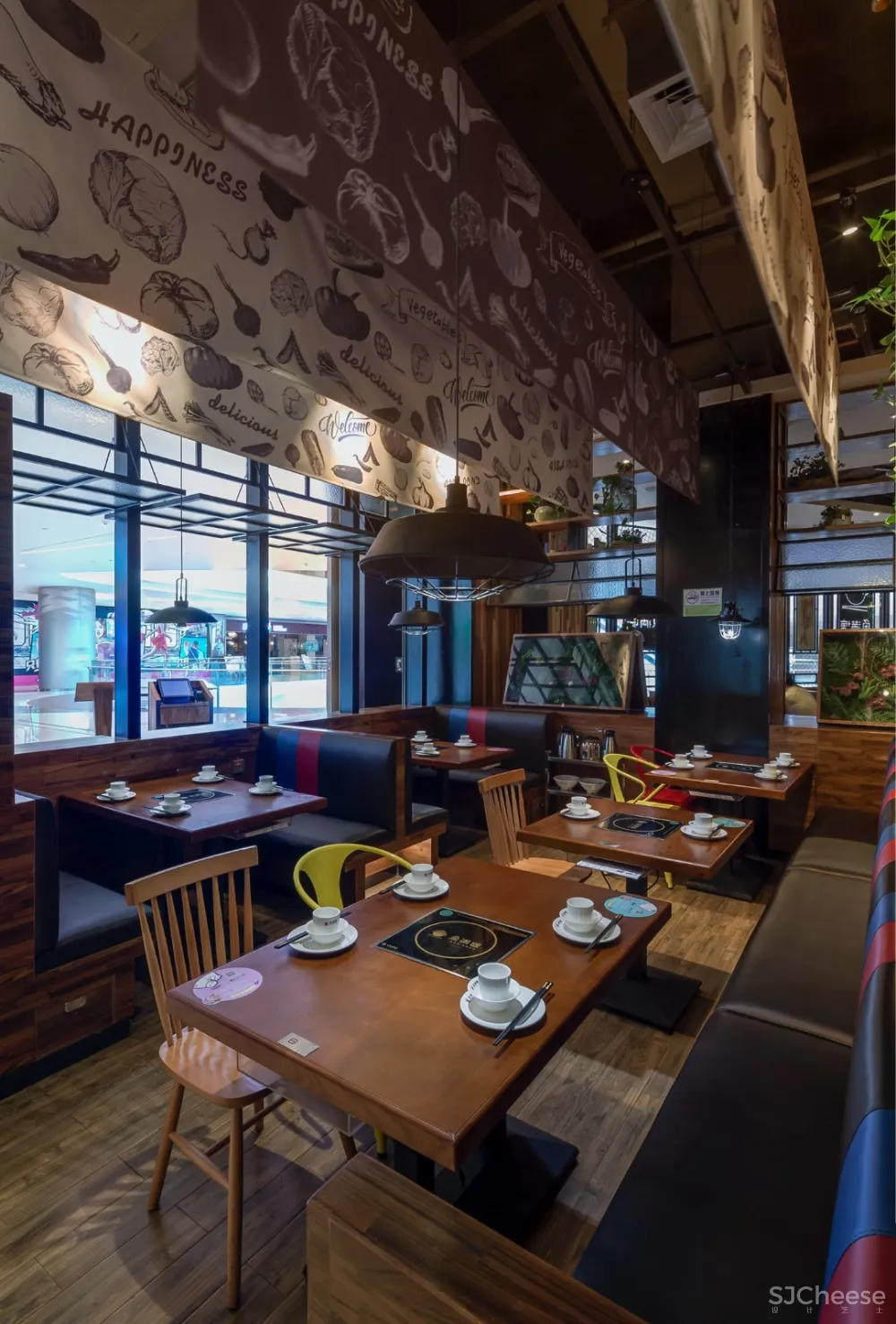 餐饮品牌升级 鱼满塘 小资情调和渔村文化的融合餐厅!