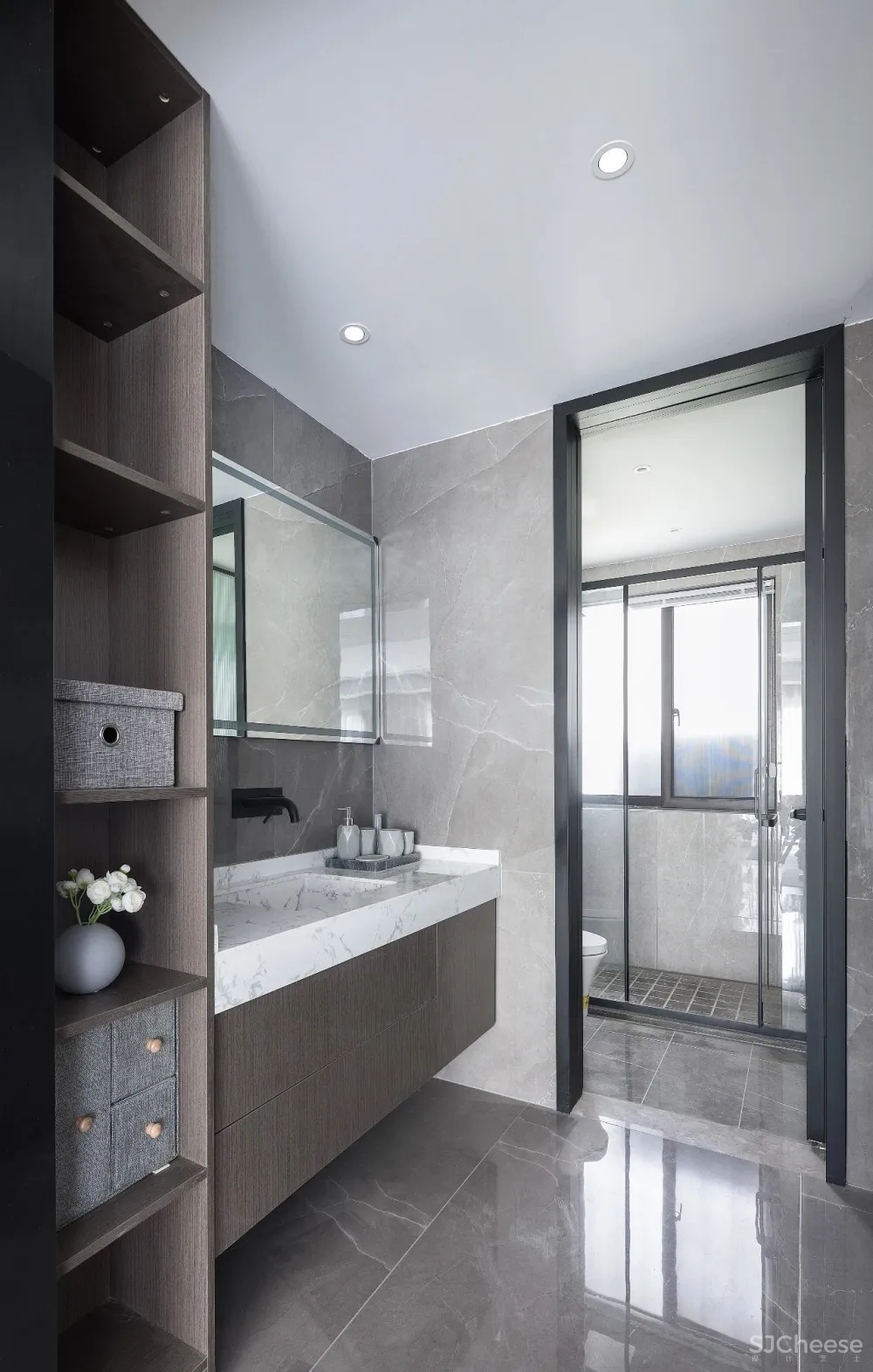 建筑师与老师的190㎡叠墅,一家四口,简单黑白灰,打造极简品质空间。