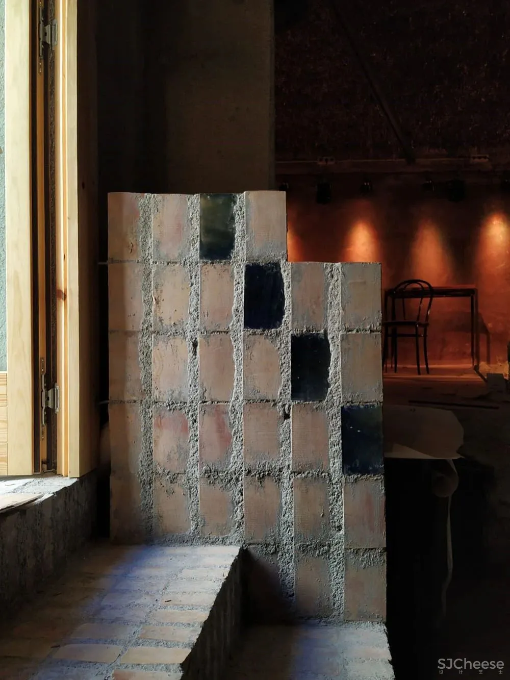 为与不为:Lliro家族音乐咖啡厅