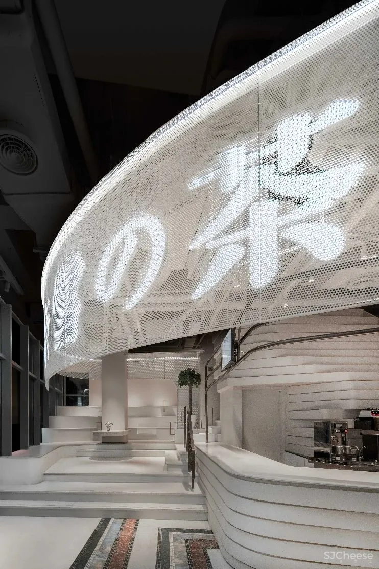 新作 KWSD境物建筑：爬一座“茶山” 然后在微醺酒屋里做梦