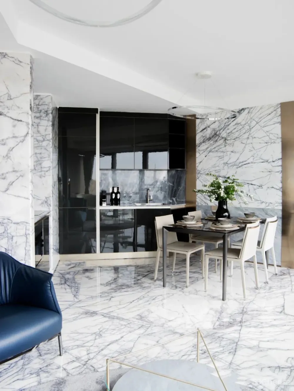 Kelly Hoppen设计新作丨成都托尼洛·兰博基尼中心！