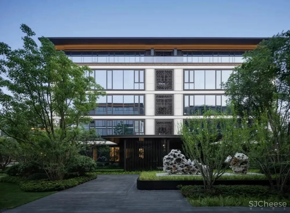 郑州豪宅考察 独家解读永威、建业、康桥等本土开发商高端住宅项目