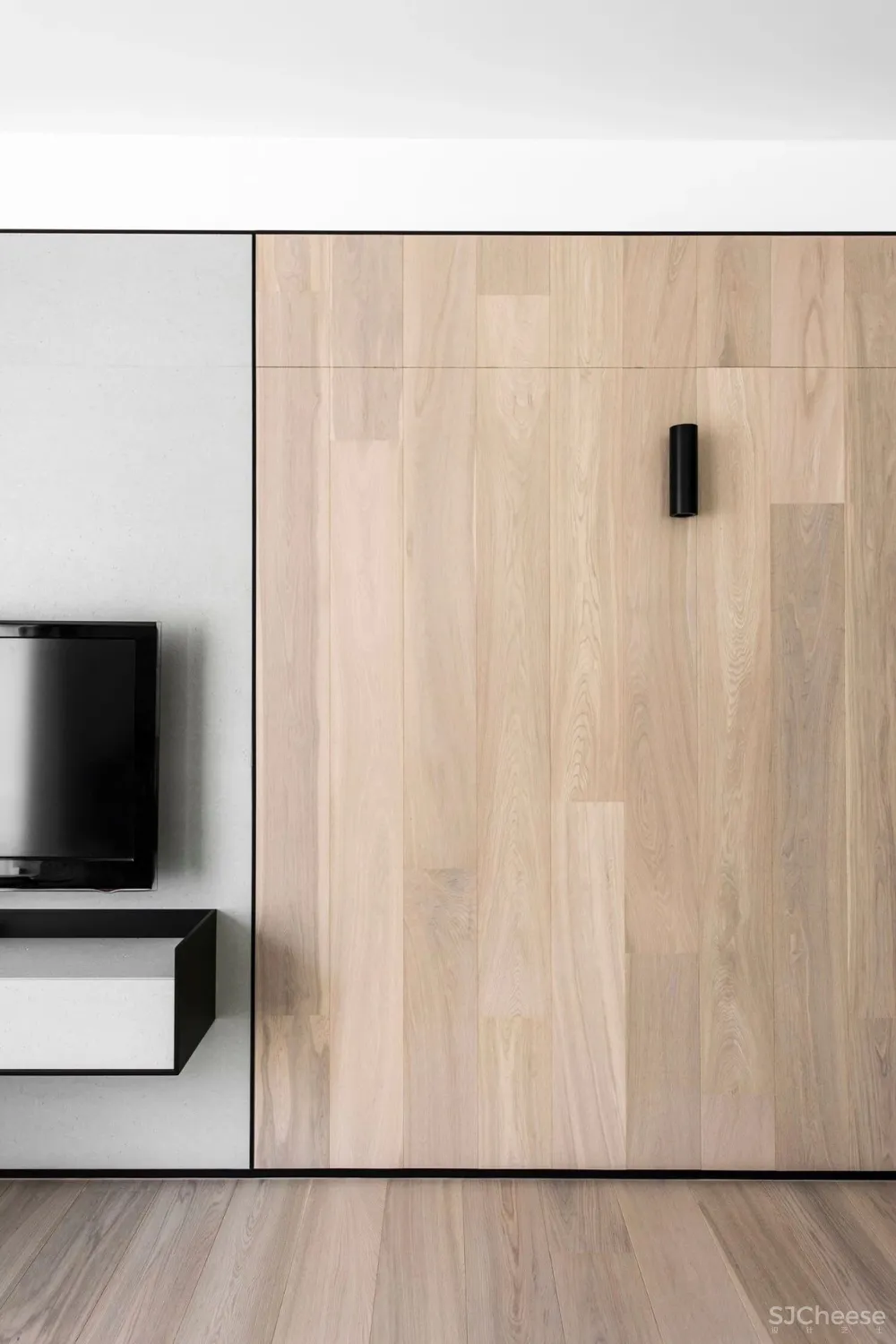 设计师梁志天的家曝光，大师也青睐“地板上墙”