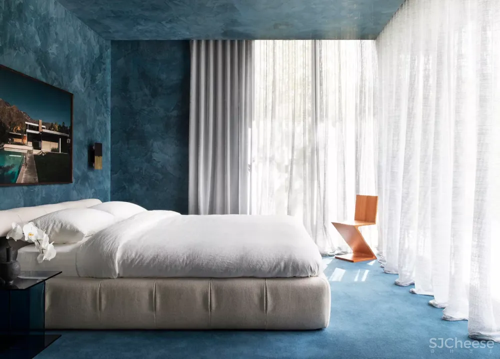 撞色怎么玩?“以小撞大”,美出新高度!