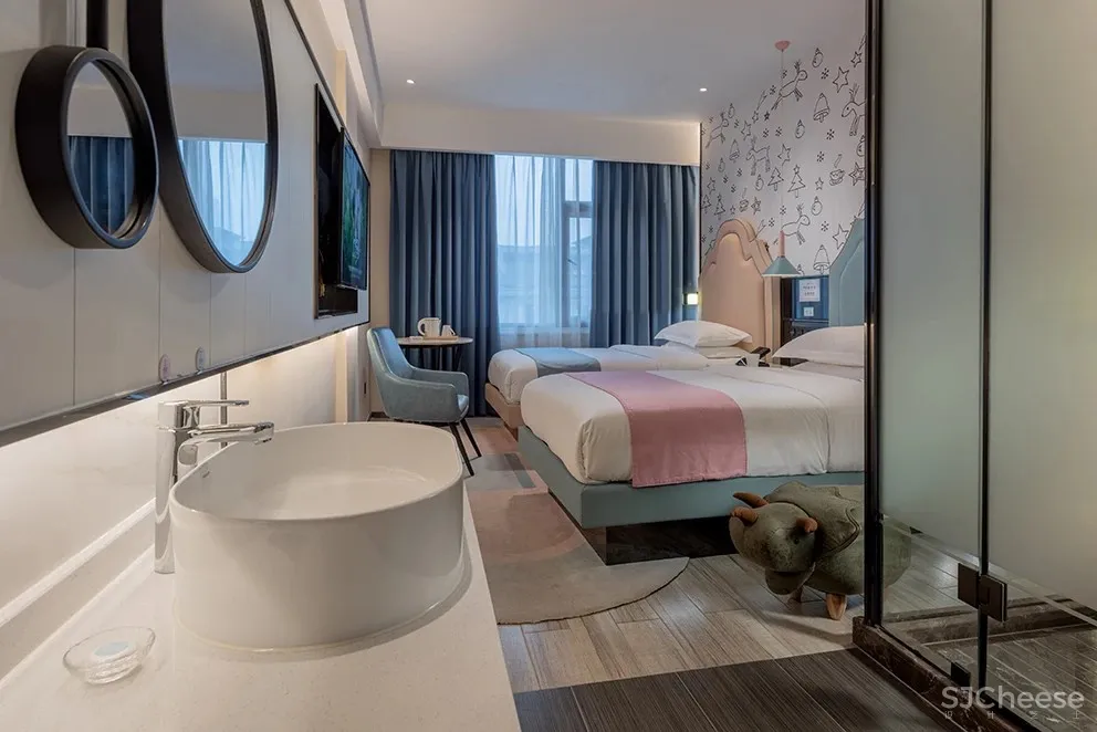 朗生 | 承载梦幻与理想的童话乐园