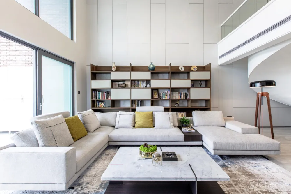 洛辰设计|星河丹堤私人府邸:依山湖林海而居 简单纯净是家应有的气质