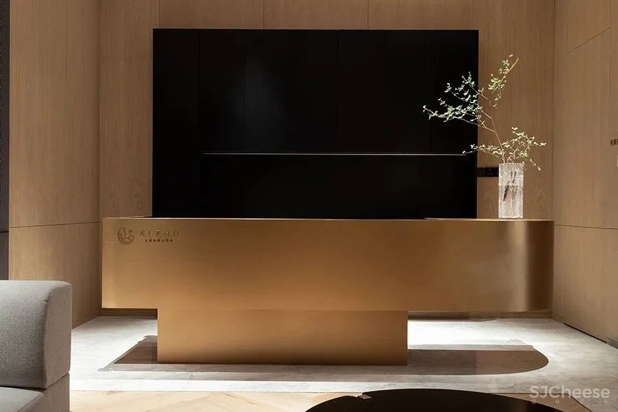 艾迩肤医疗美容恒隆广场店