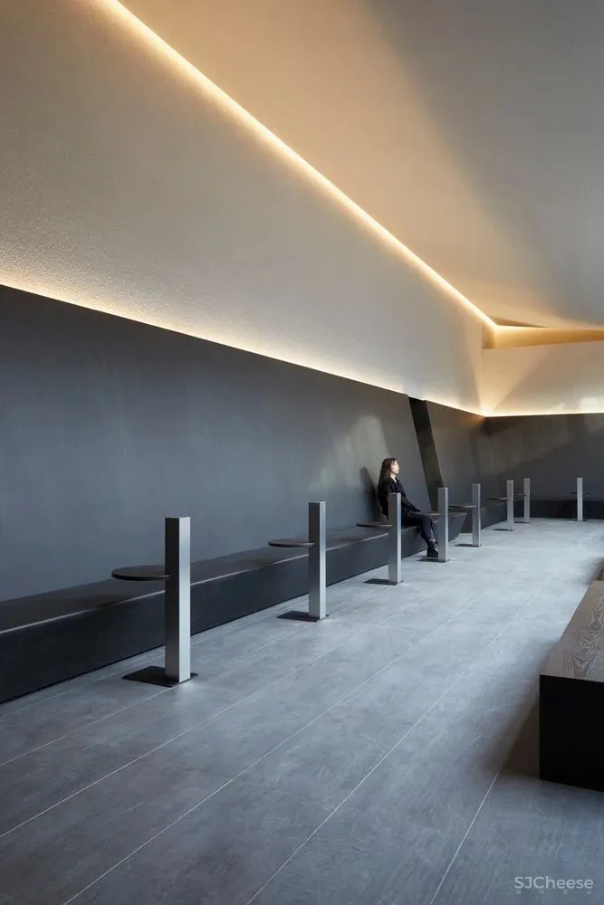 LEEDO SAU咖啡店,城市中‘抽离’空间 ATMOROUND