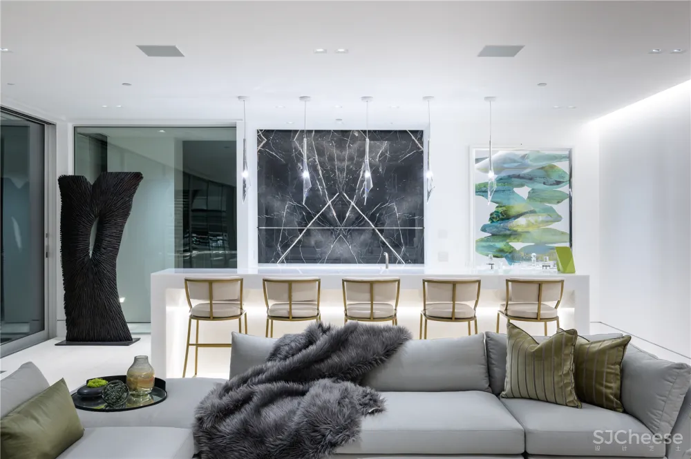 1300㎡ 的别墅, 售价3.4亿, 豪宅就该有这种视野