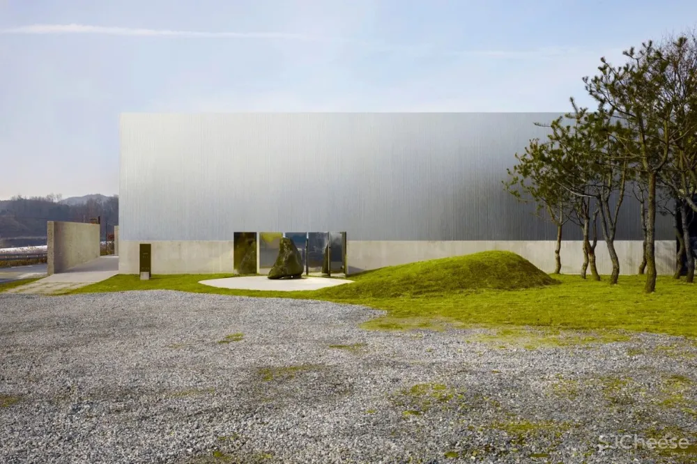 LEEDO SAU咖啡店,城市中‘抽离’空间 ATMOROUND