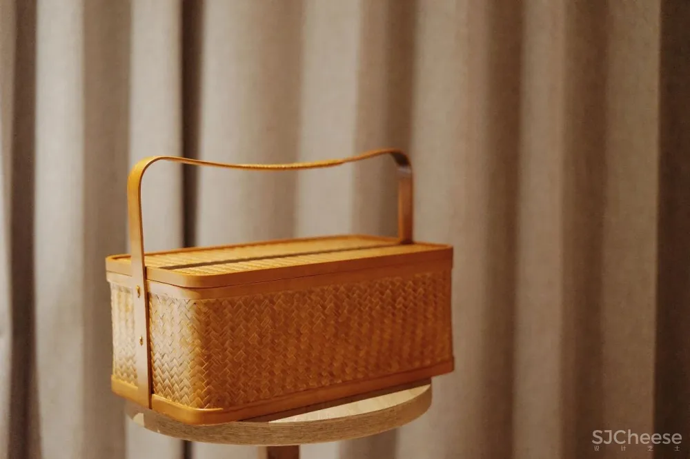 新挖到的隐秘玩水地, 直接睡入山溪间! 还原宫崎骏动漫里的夏天, 秒回无拘束童年时光