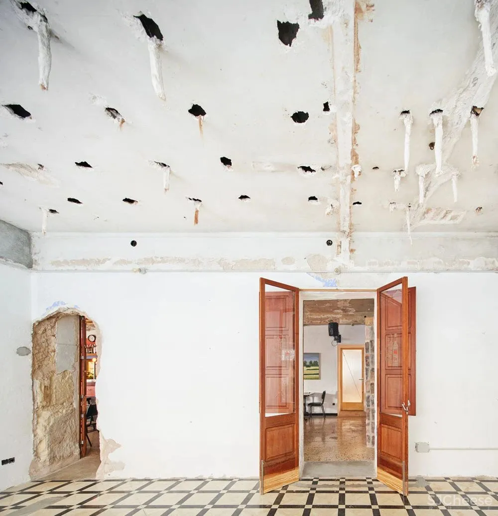 为与不为:Lliro家族音乐咖啡厅