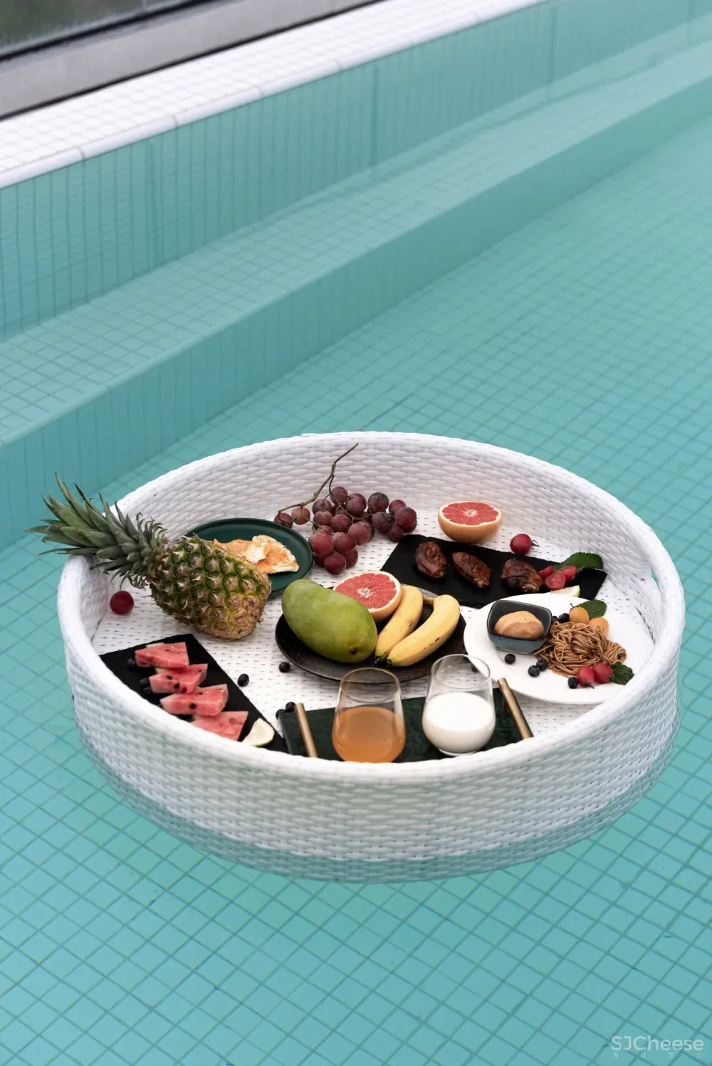 莫干山云端新宿!2000 m²摩洛哥花园私藏游乐园,loft亲子滑梯房,露台无边泳池超隐秘!