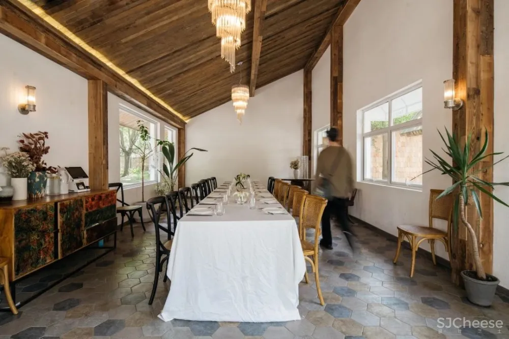 TavieLand塔未:在成都三环边,解锁一个法式“平行空间”