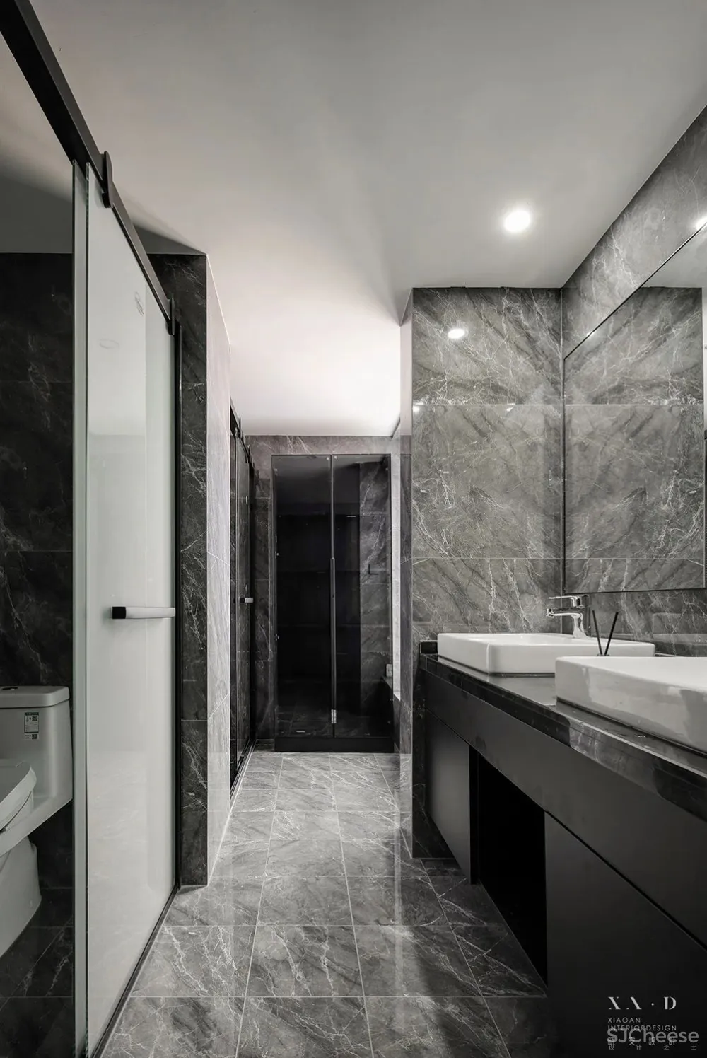 黑白简约,硬朗与温馨的平衡 晓安设计