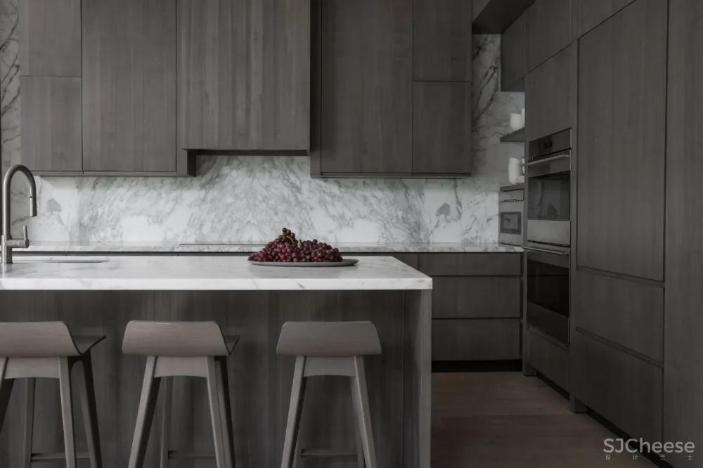 Ashley Botten 多伦多的永恒优雅