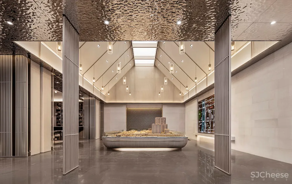 设计:遇见欧若拉!