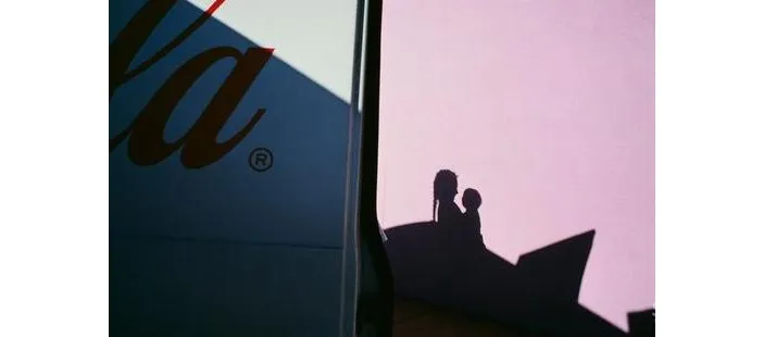 意巢设计丨长沙万科大家品牌生活馆:诗意沁然,与自然呼应共生