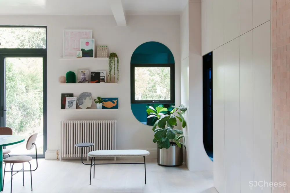 想给房间加点颜色?可以参考这家设计工作室的软装搭配